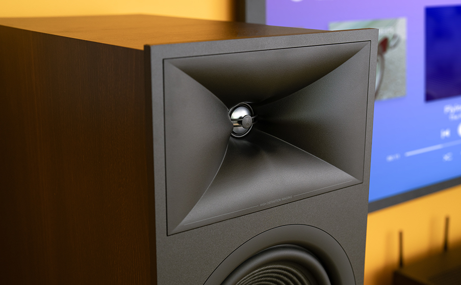 1-inch (25mm) Anodized Aluminum Tweeter in a Next Generation HDI™ Waveguide